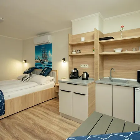 Riverside Apartmanhaz Gyula Exterior photo