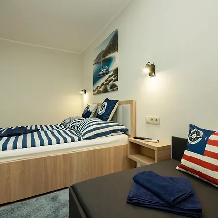 Riverside Apartmanhaz Gyula Exterior photo