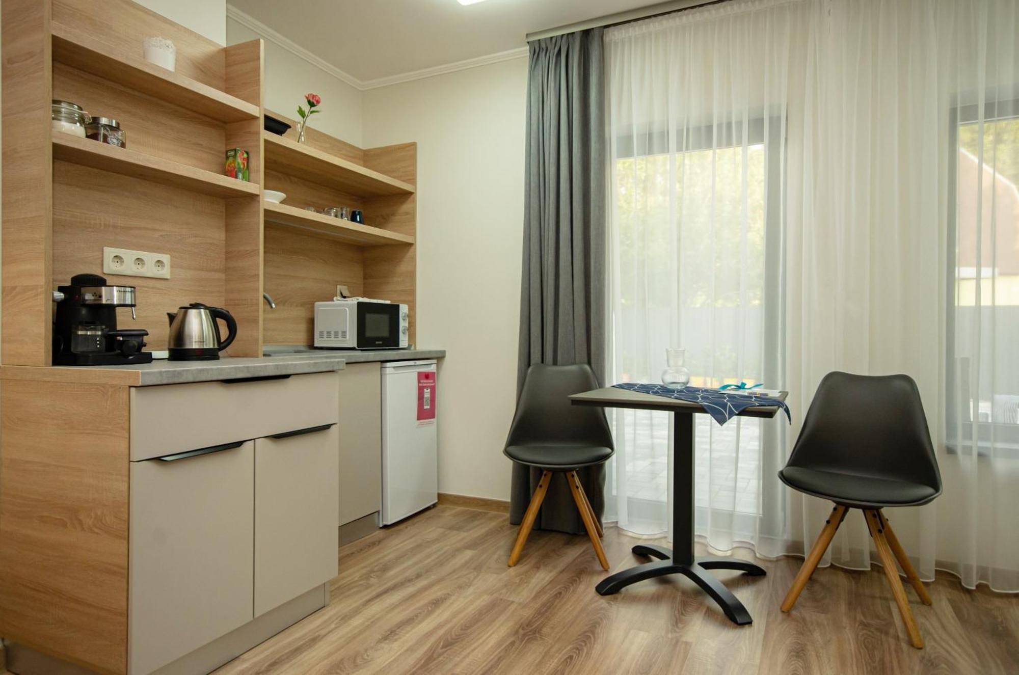Riverside Apartmanhaz